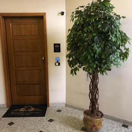 Rossini Luxury 2 Bed & Breakfast